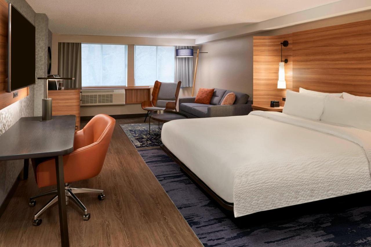 Fairfield Inn By Marriott Montreal Downtown Exterior foto
